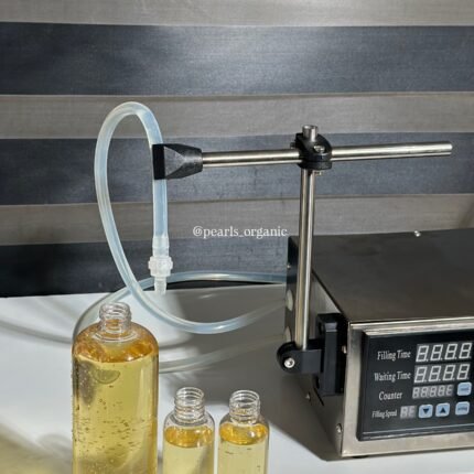 Automatic liquid filling machine